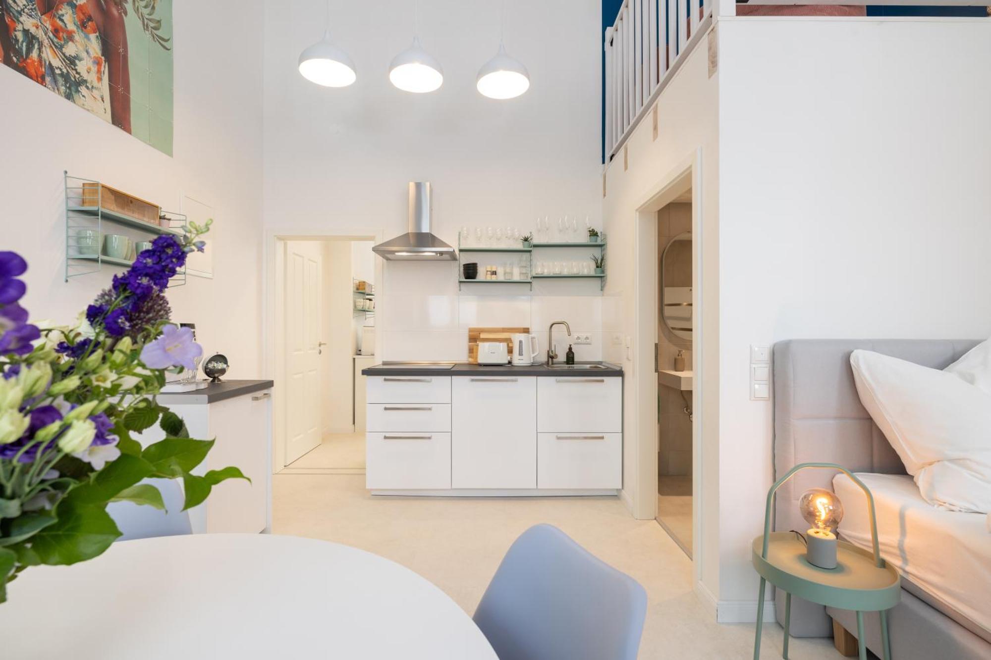 Great 2-Room Loft With 2 Bathrooms And 2 Kitchen Berlin Dış mekan fotoğraf