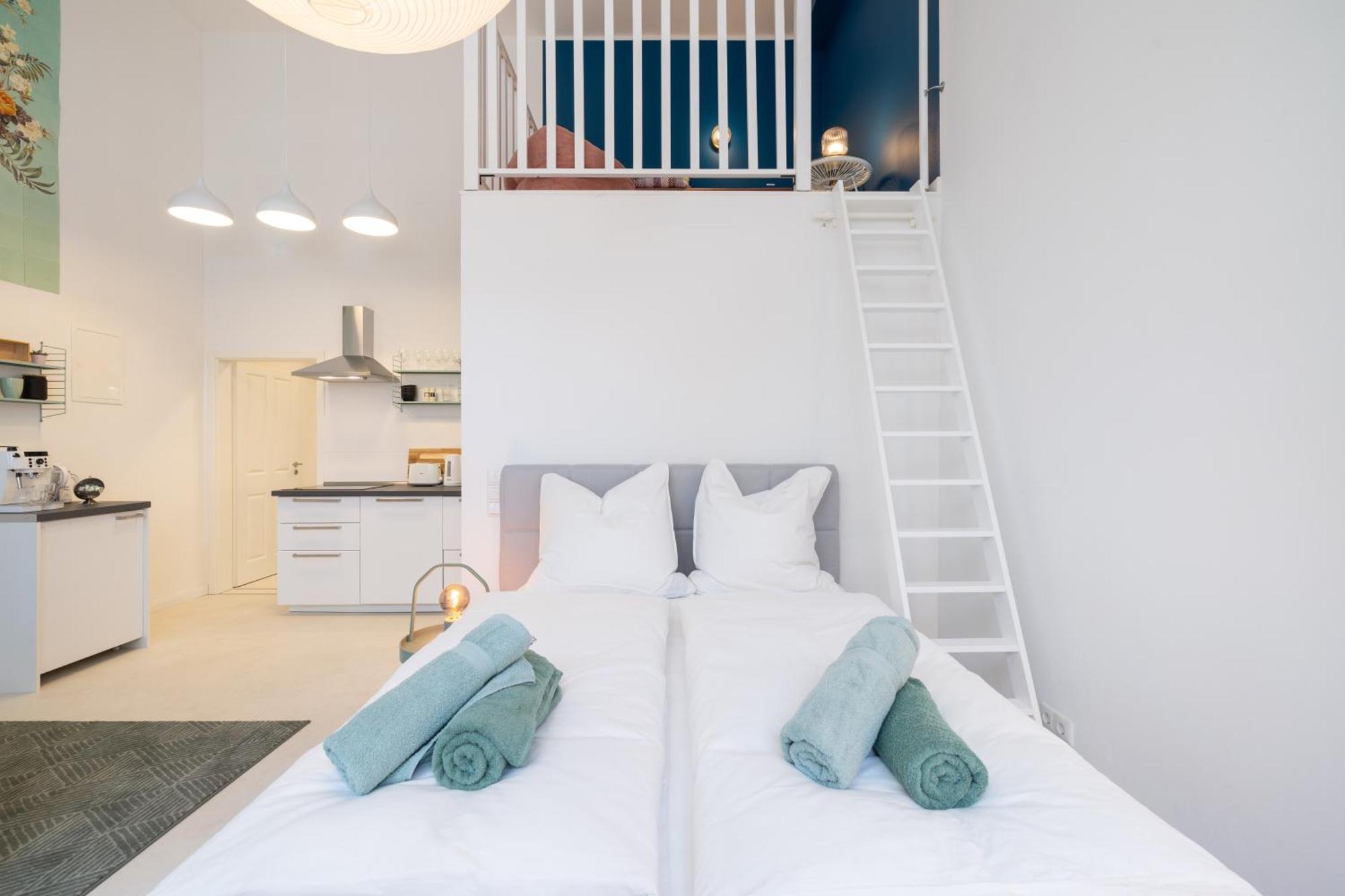 Great 2-Room Loft With 2 Bathrooms And 2 Kitchen Berlin Dış mekan fotoğraf