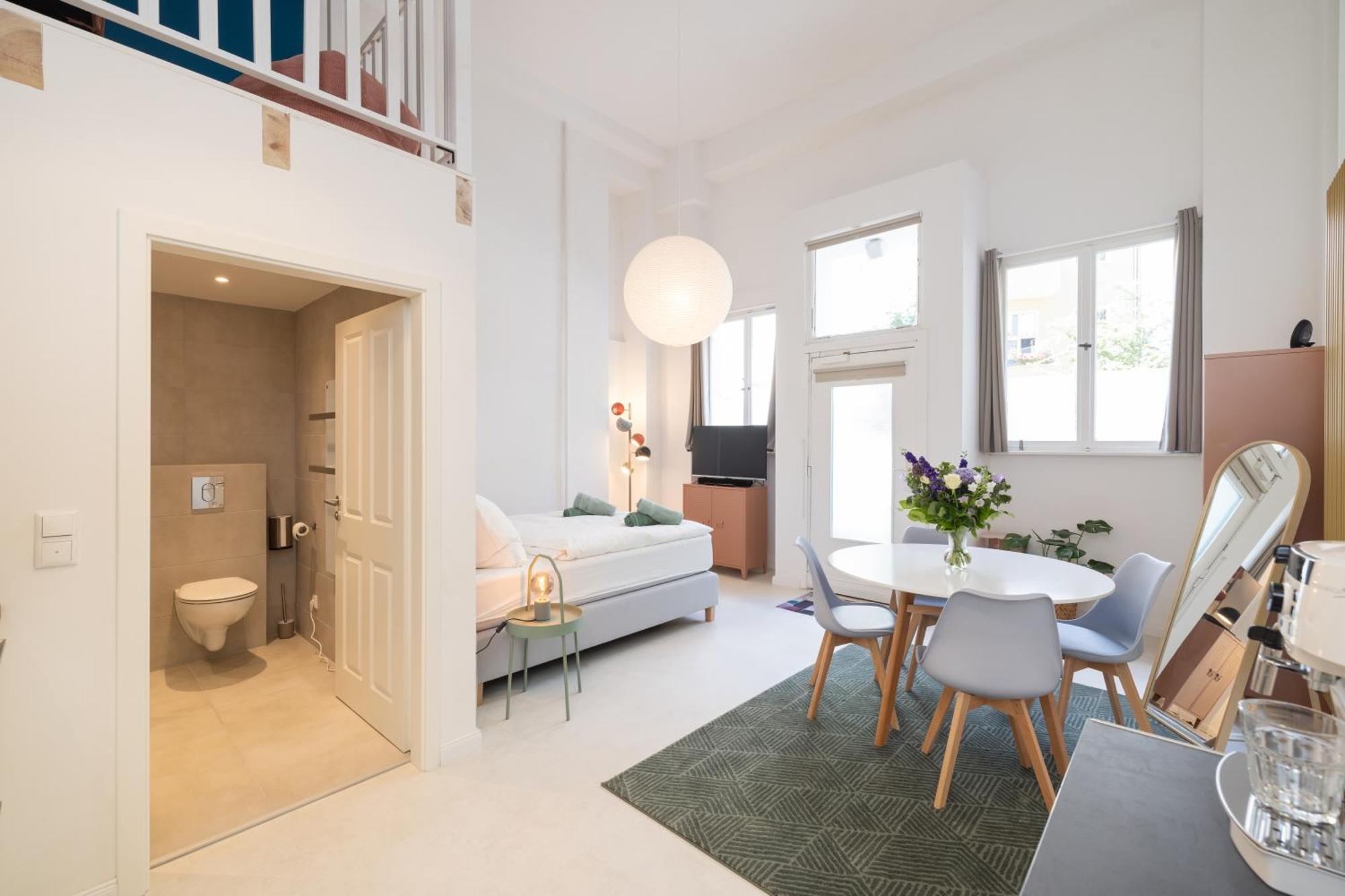Great 2-Room Loft With 2 Bathrooms And 2 Kitchen Berlin Dış mekan fotoğraf