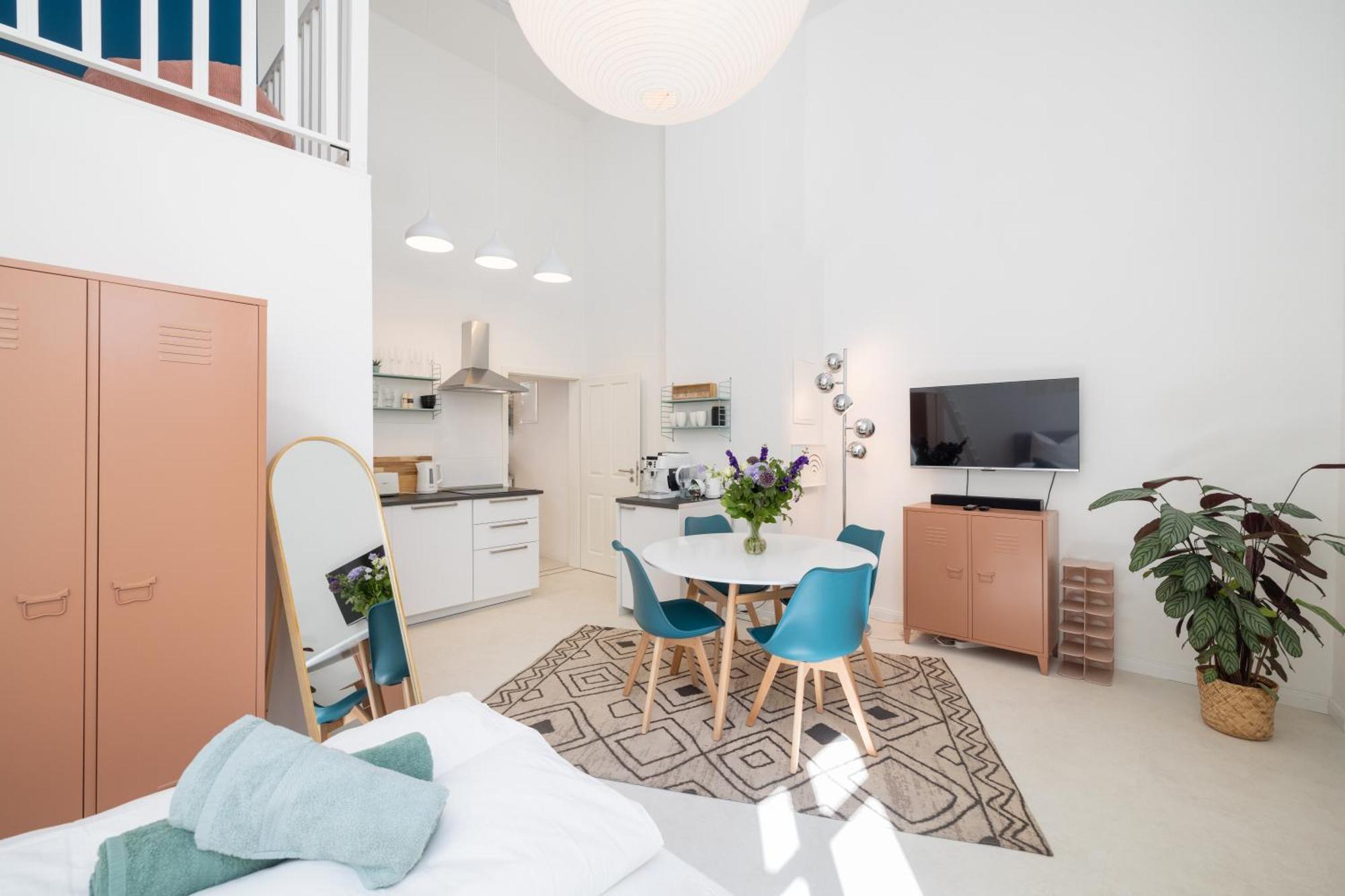 Great 2-Room Loft With 2 Bathrooms And 2 Kitchen Berlin Dış mekan fotoğraf