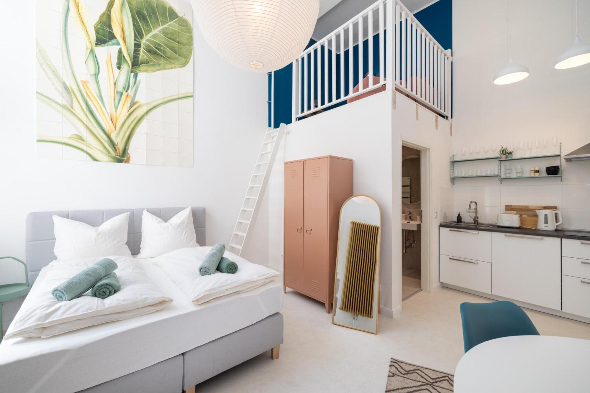 Great 2-Room Loft With 2 Bathrooms And 2 Kitchen Berlin Dış mekan fotoğraf